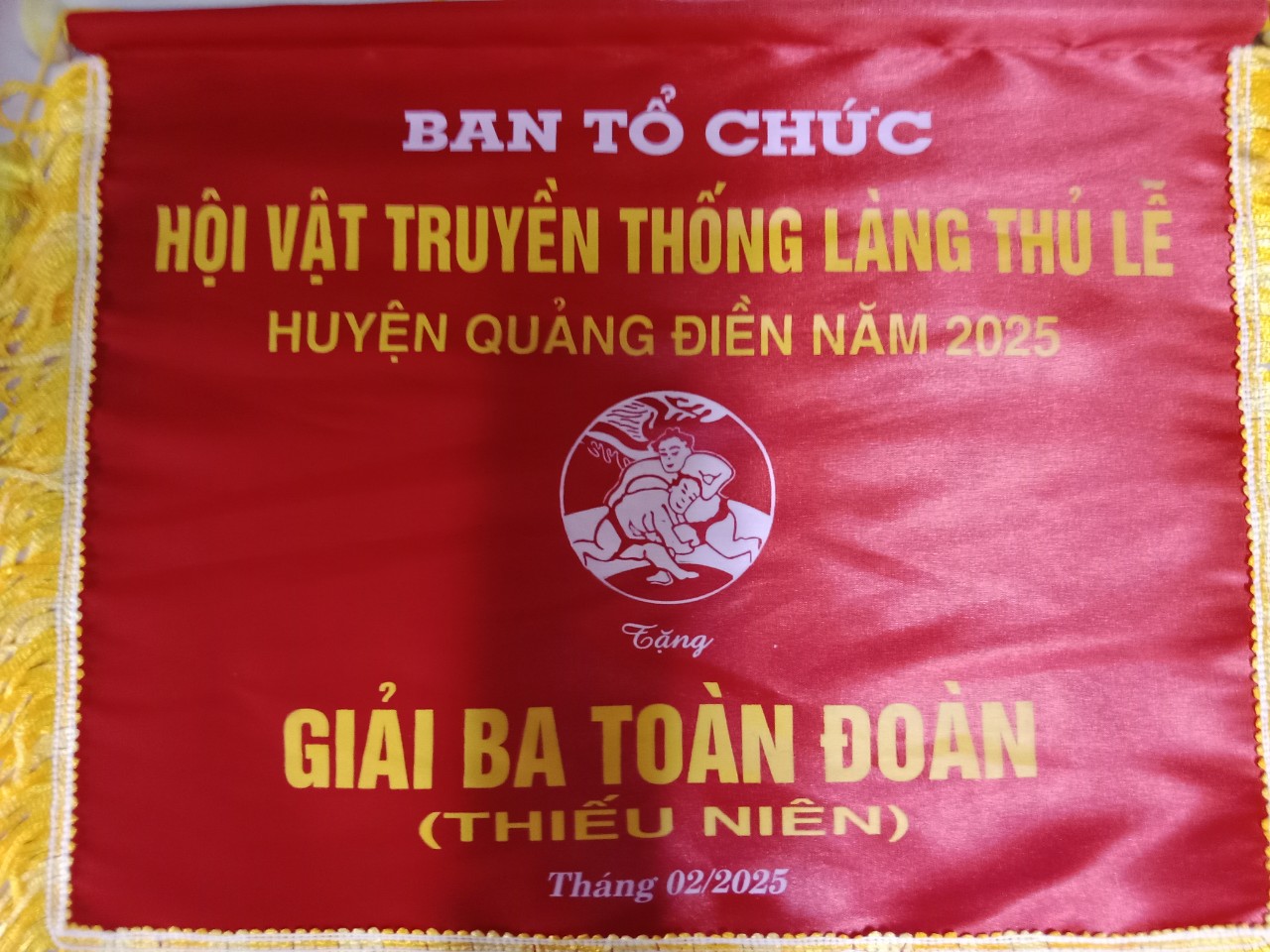 HỘI THI VẬT LÀNG THỦ LỄ